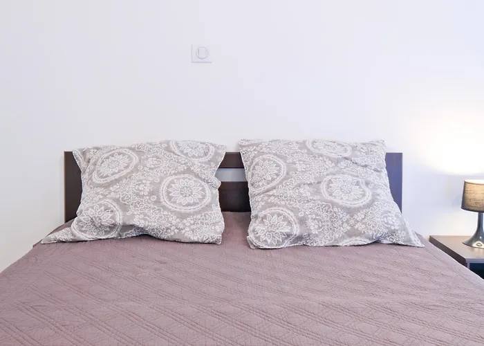 L'enclos Avec Piscine Et Clim *