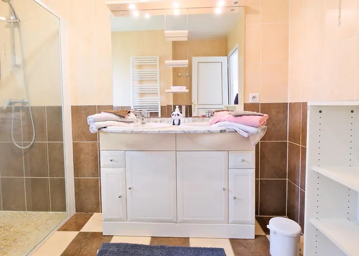 L'enclos Avec Piscine Et Clim Prázdninový dům *